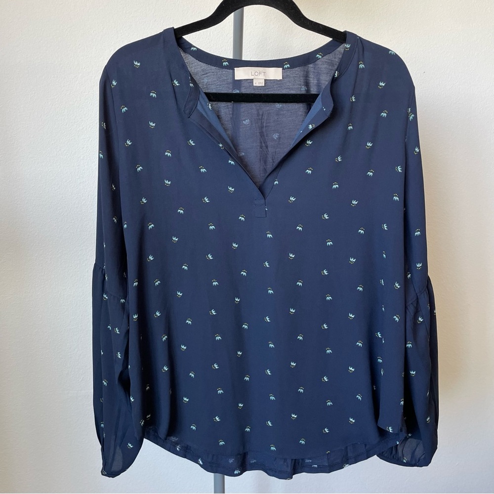 LOFT Blouse with Long Sleeves - M